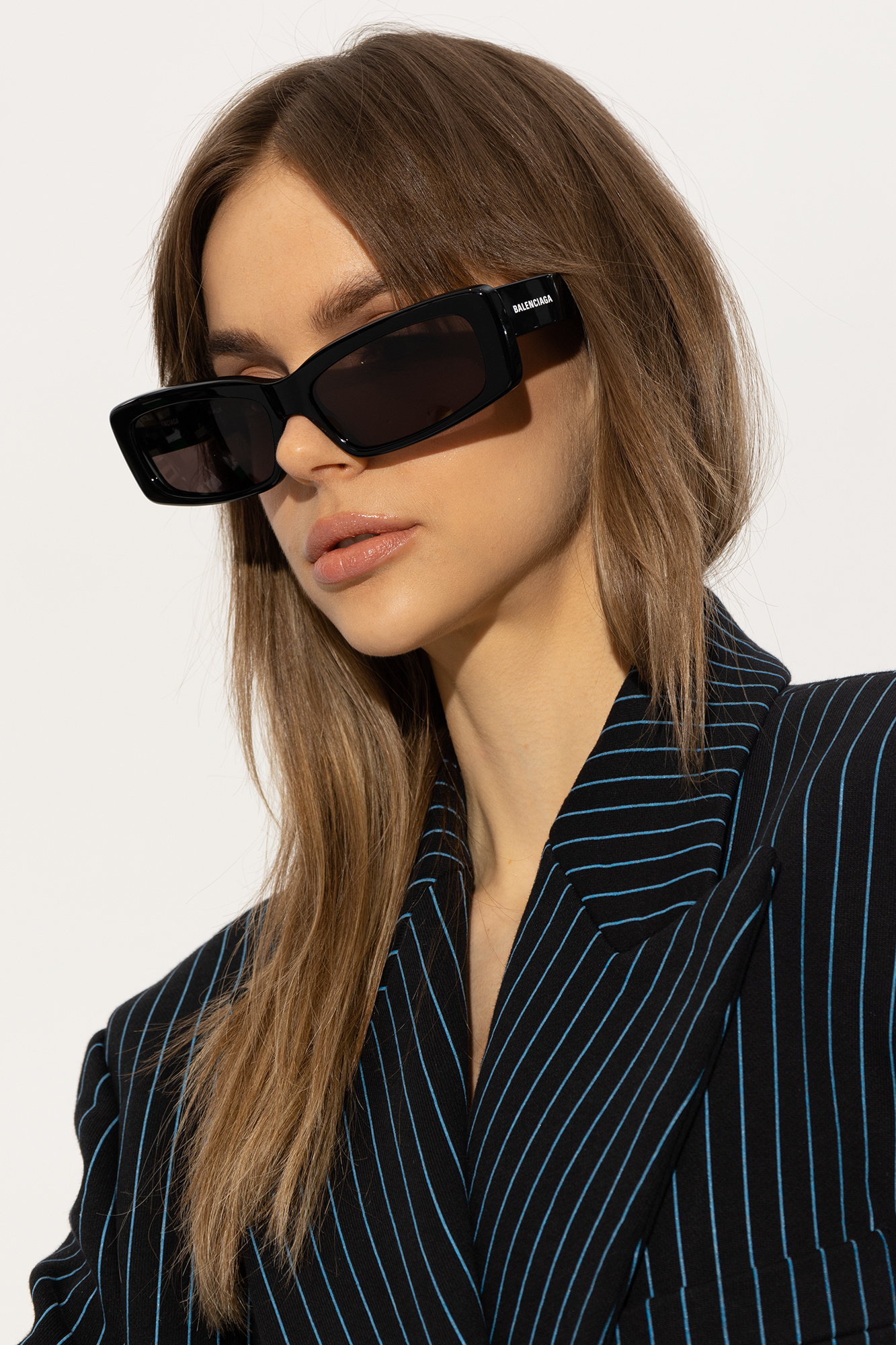Rosie geometric-frame sunglasses - SchaferandweinerShops Germany - Black 'Oversize  Rectangle' sunglasses Balenciaga